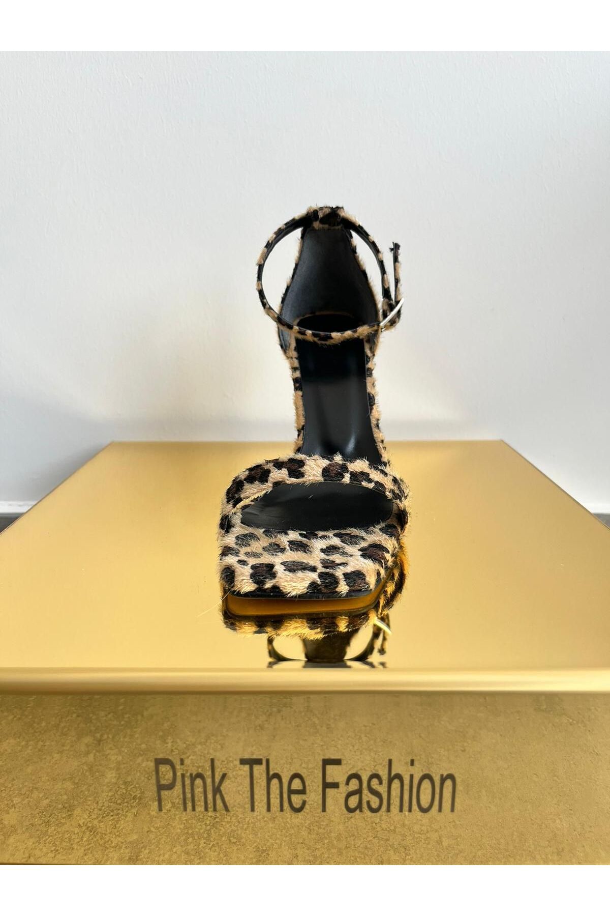 PİNK THE FASHİON LEOPAR DESEN TOPUKLU AYAKKABI