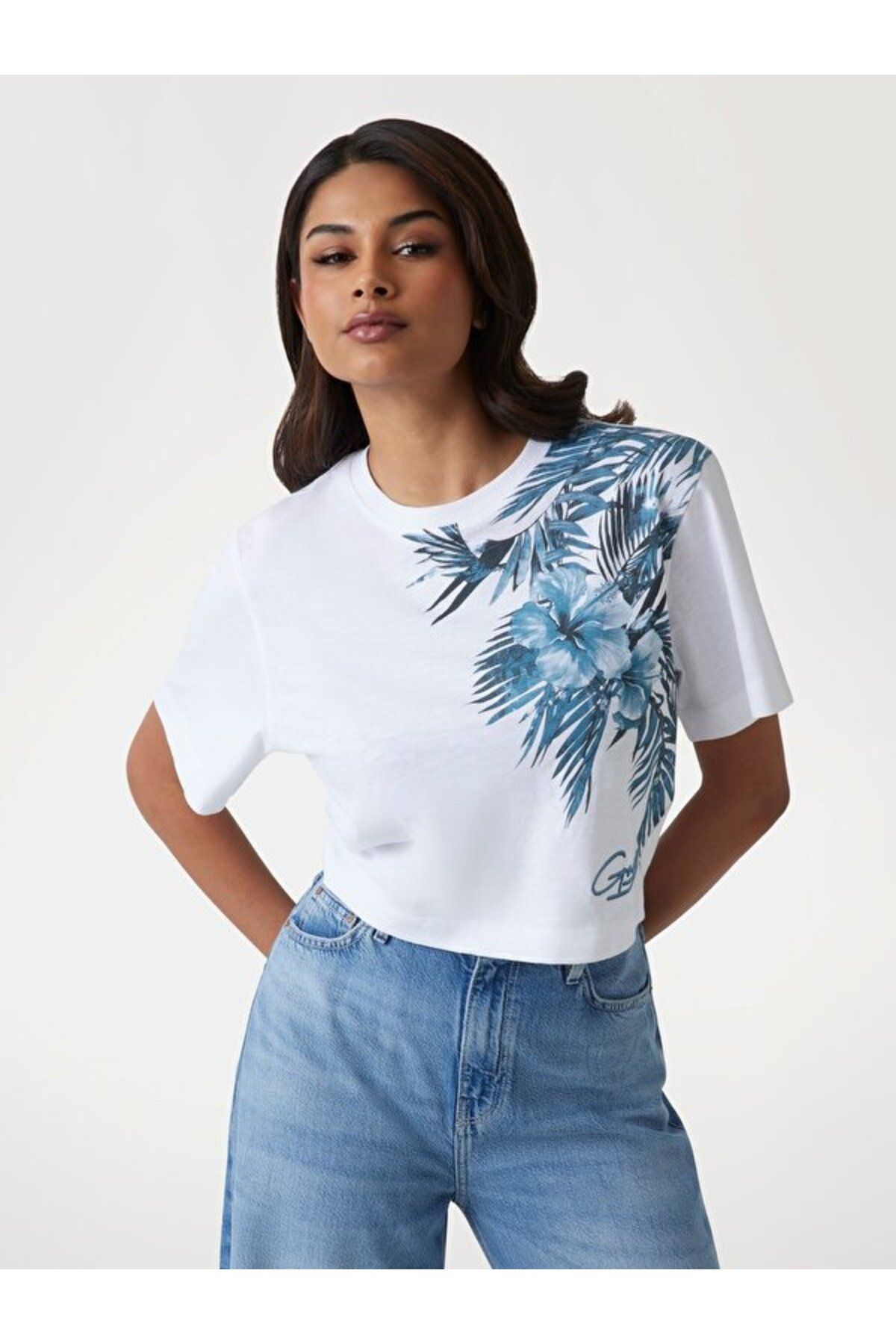 Guess Cn Ss Logo Kadın Boxy Fit T-Shirt