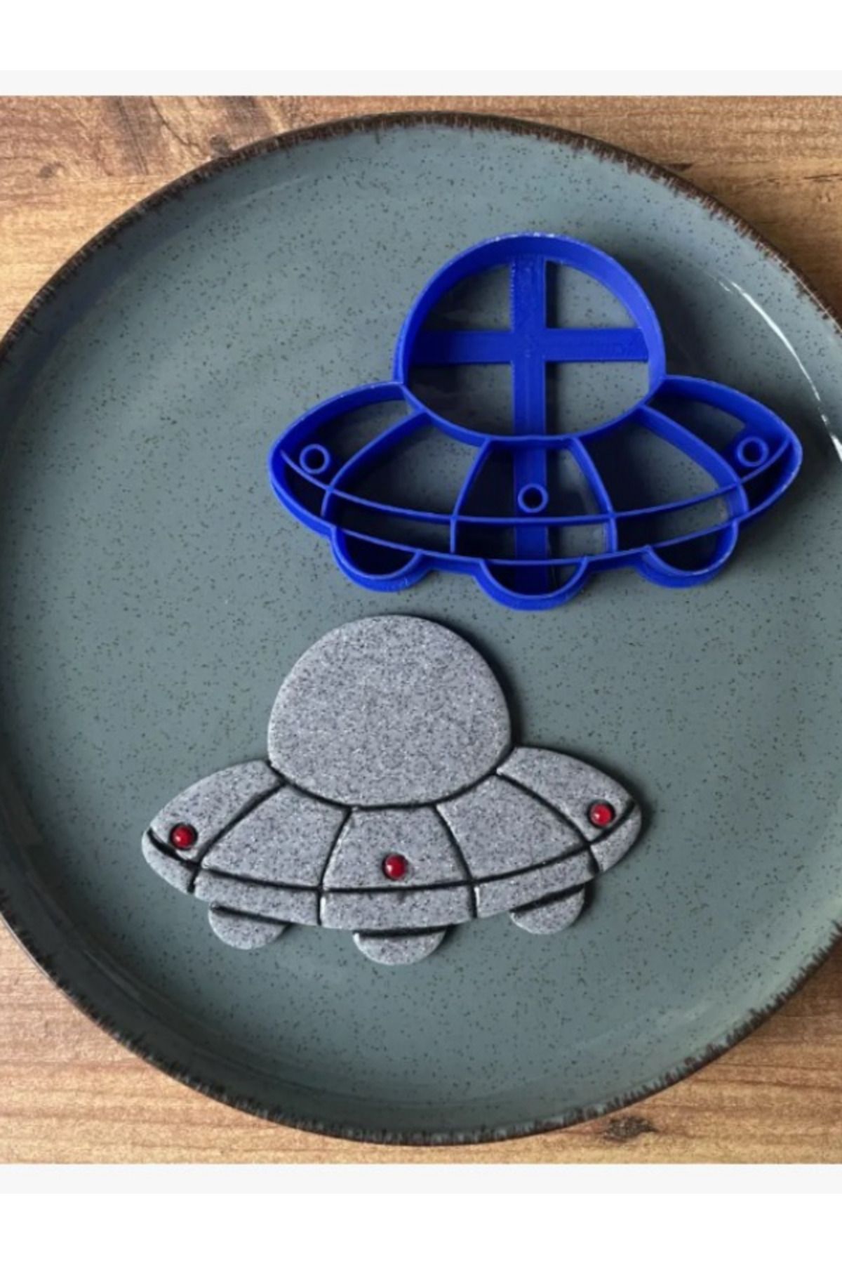 Muhcu Home 2'Li - Ufo Temalı Hamur Şekillendirici - Kurabiye Kalıbı
