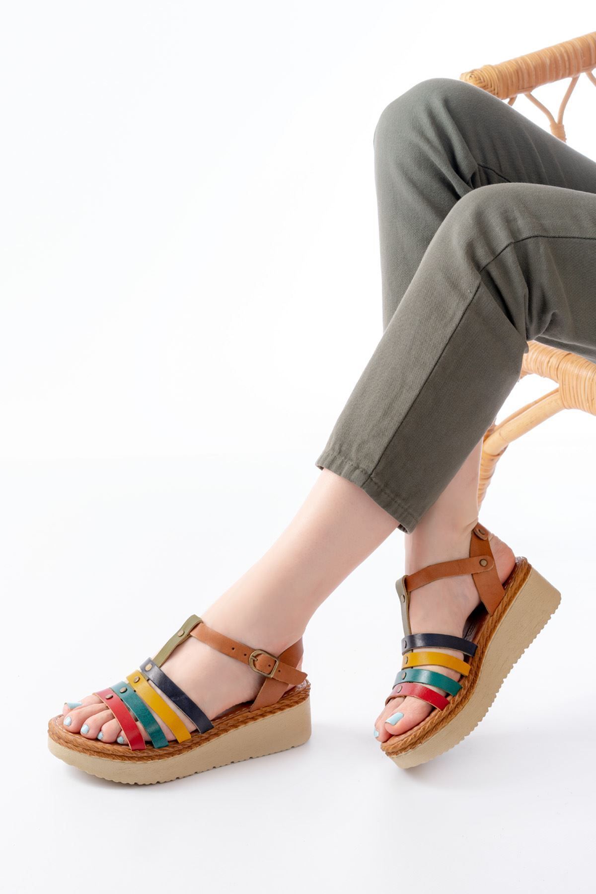 infon shoes creation 730-142 Multi Hakiki Deri Ortopedik Taban Kadın Sandalet
