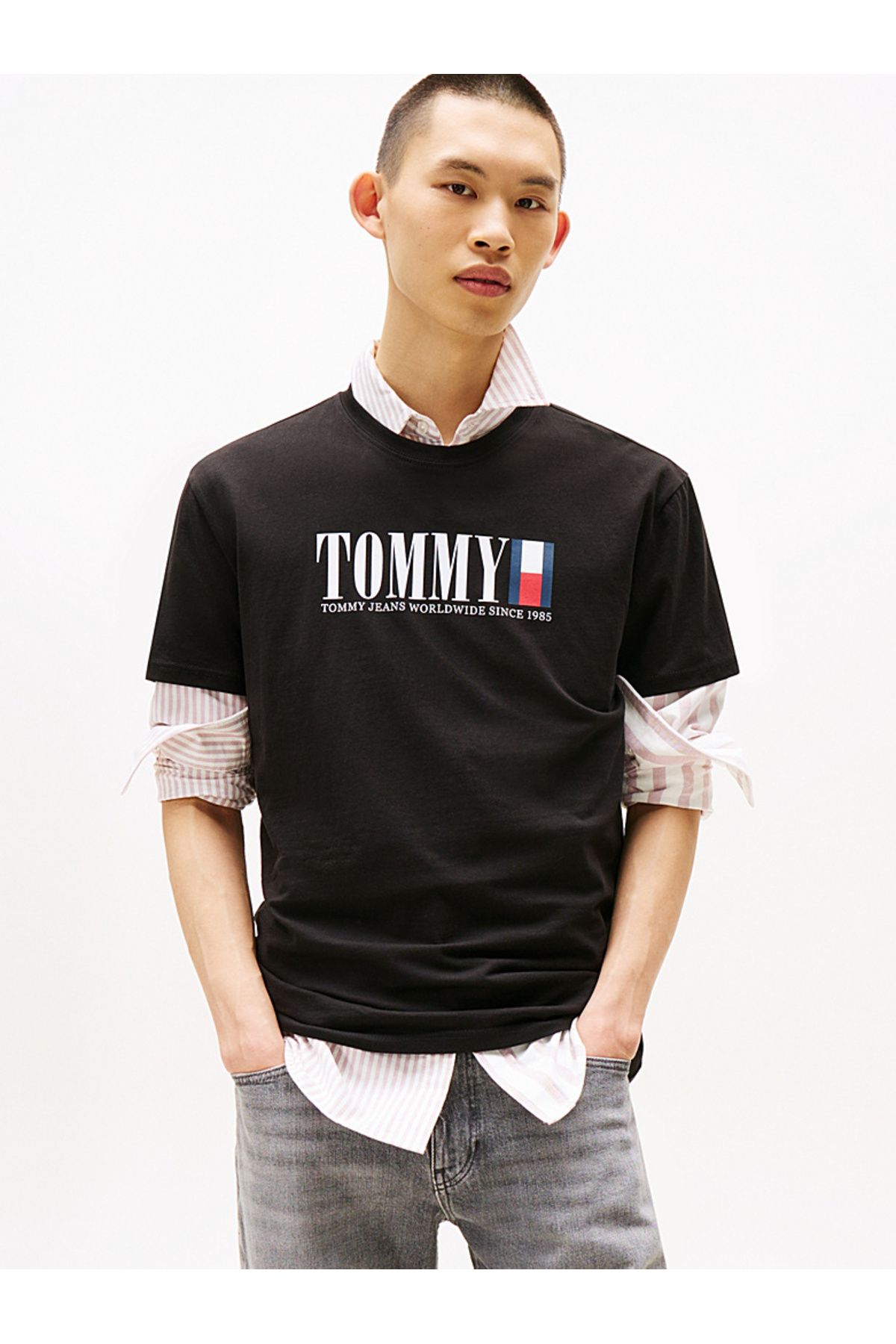 Tommy Hilfiger Logo Crew Neck T-Shirt