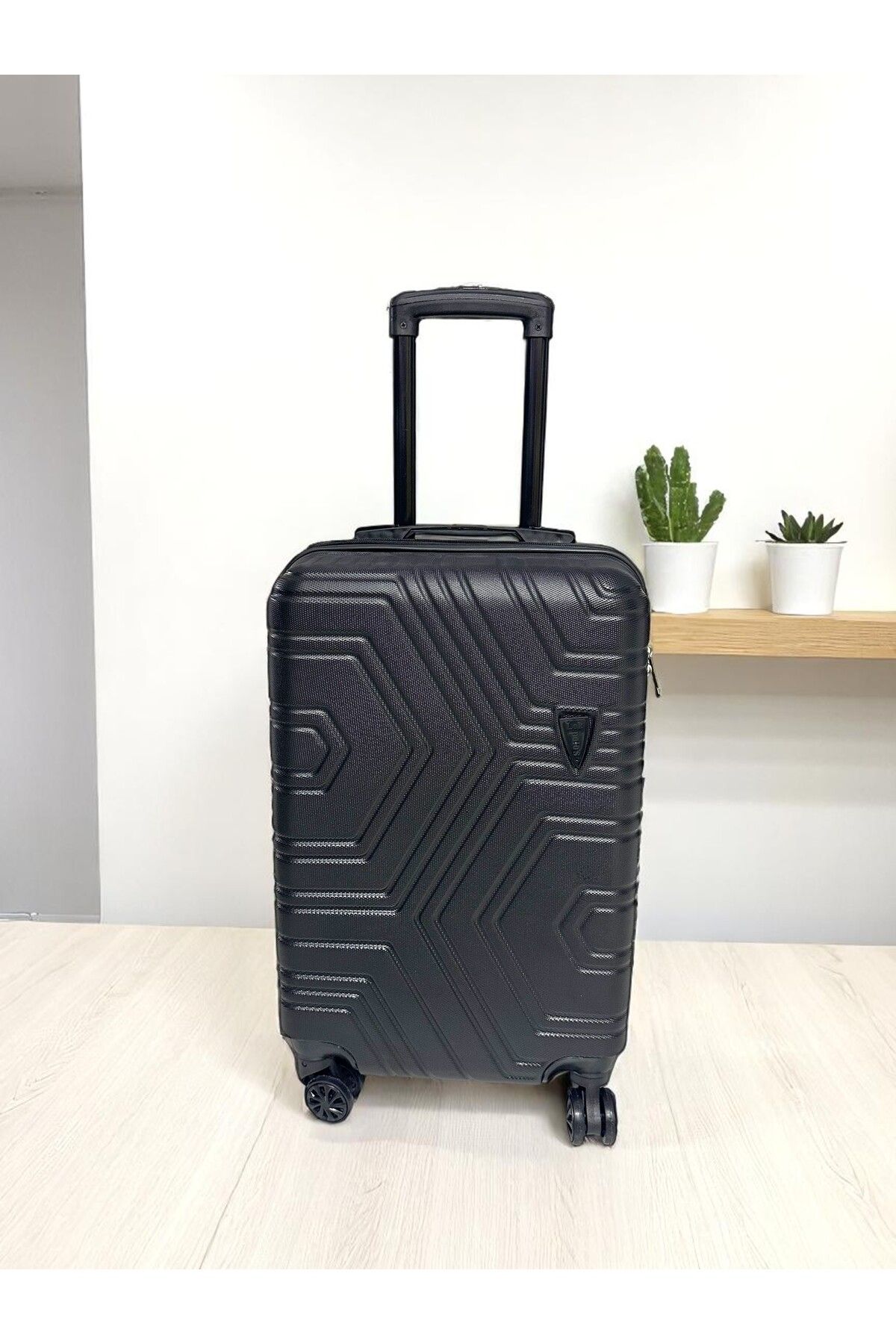 Metro 63 Abs Kabin Boy Siyah Paket Valiz
