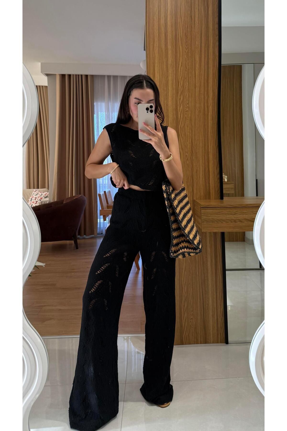 Gizem Ecemiş Positan Siyah Ajurlu Yazlık Triko Takım