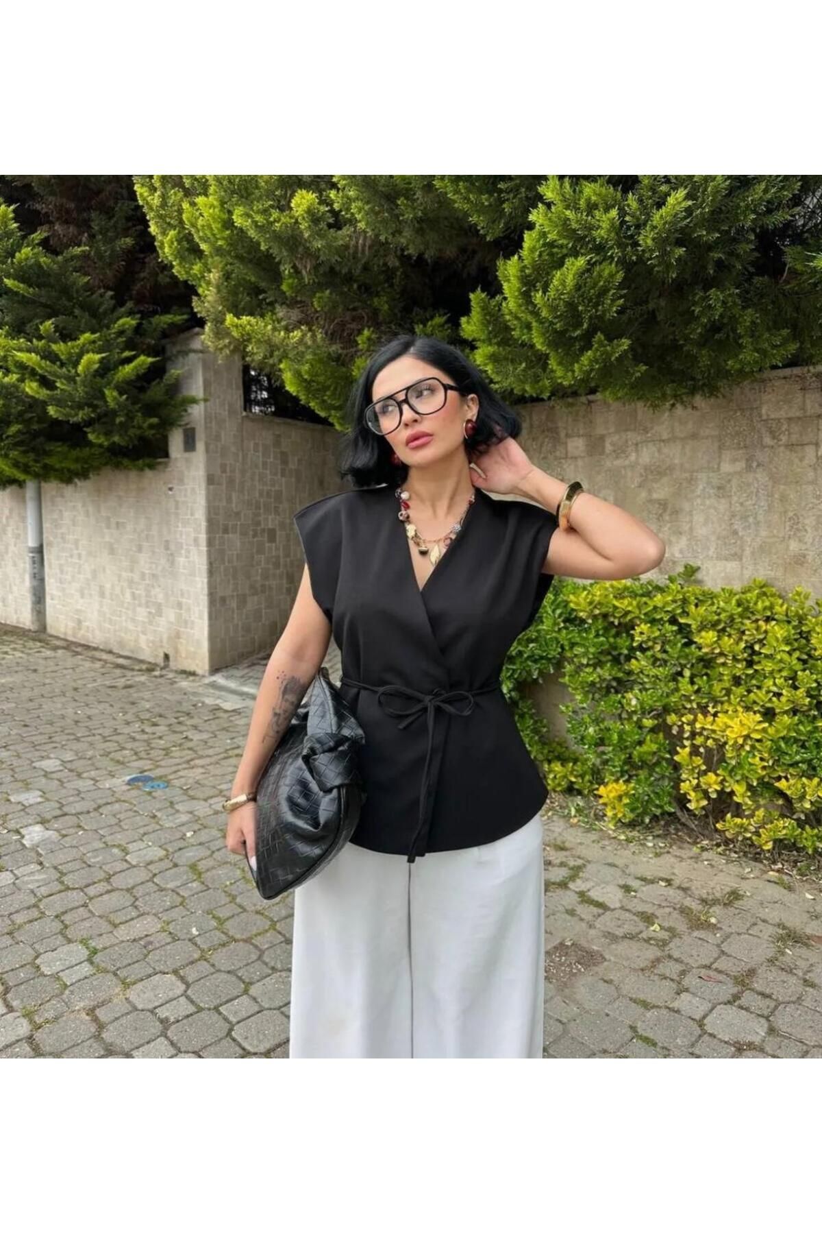 La Perla Boutique scuba crep beldel bağlamalı yelek