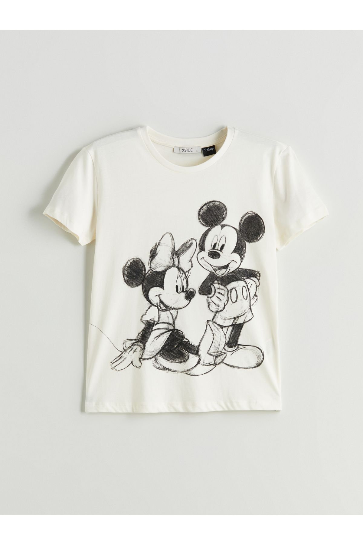 LC Waikiki Bisiklet Yaka Mickey ve Minnie Mouse Lisanslı Kadın Tişört