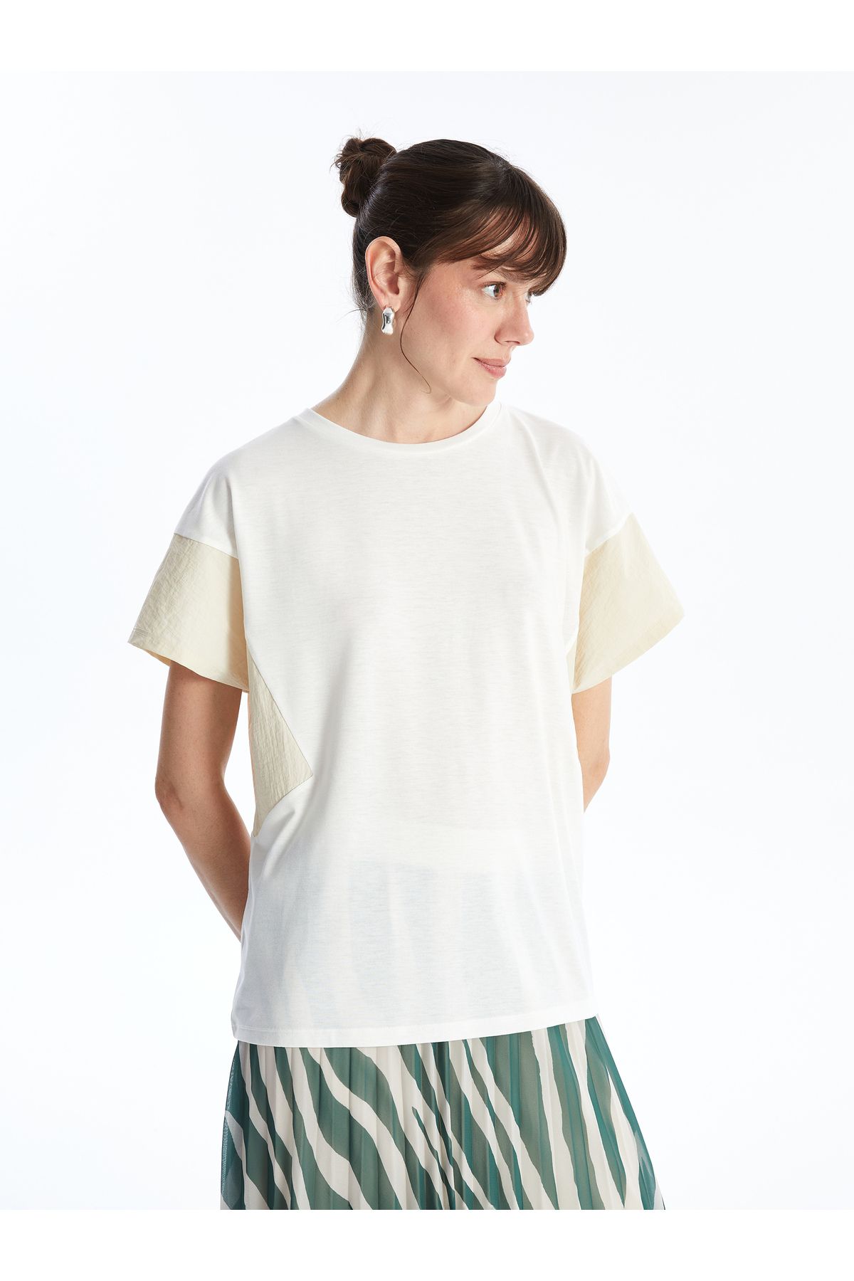 LC Waikiki Bisiklet Yaka Baskılı Oversize Kadın Tişört