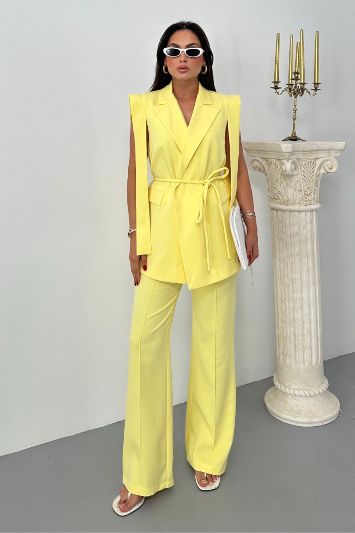 spirituel-Women's Top and Bottom Double Suit Shoulder Detailed Belted Vest Pants Suit 3