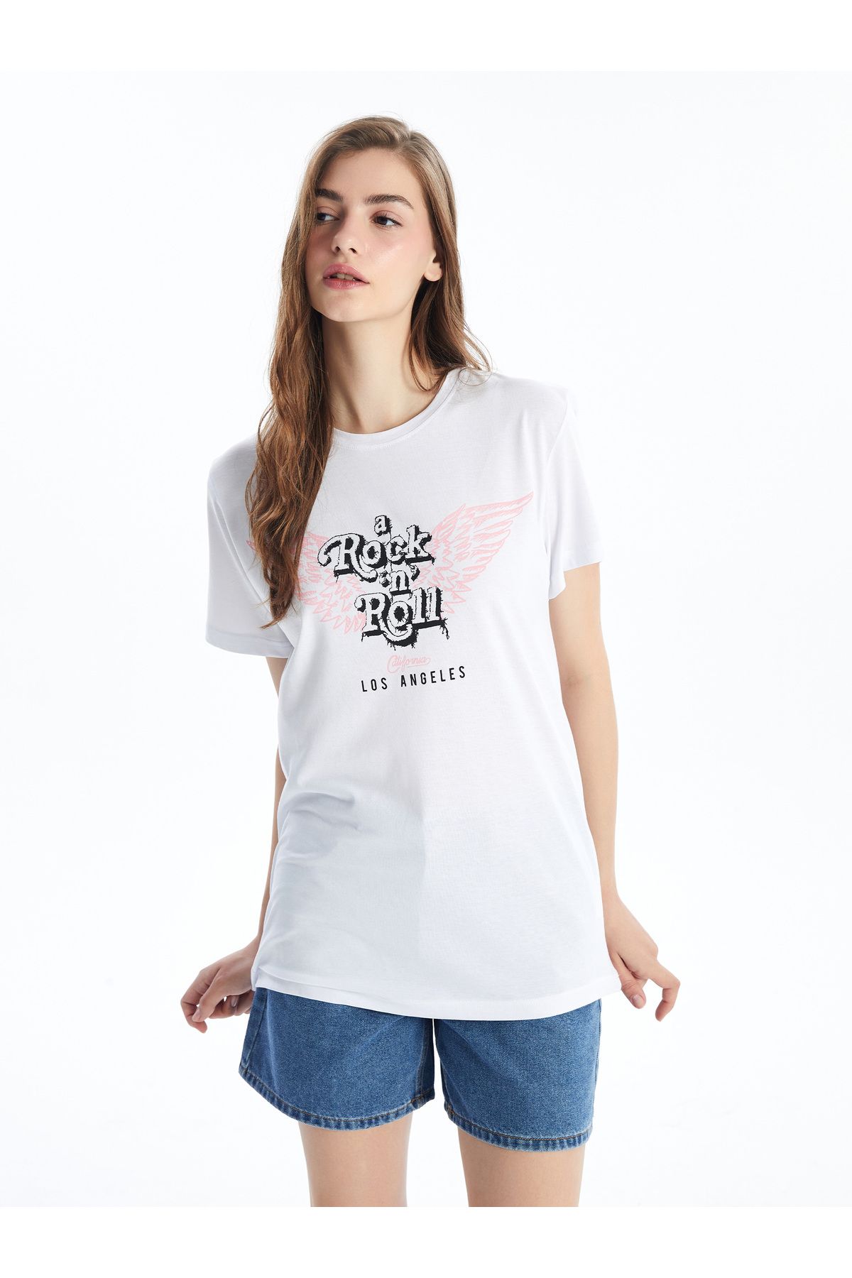 LC Waikiki Bisiklet Yaka Baskılı Kadın Tişört
