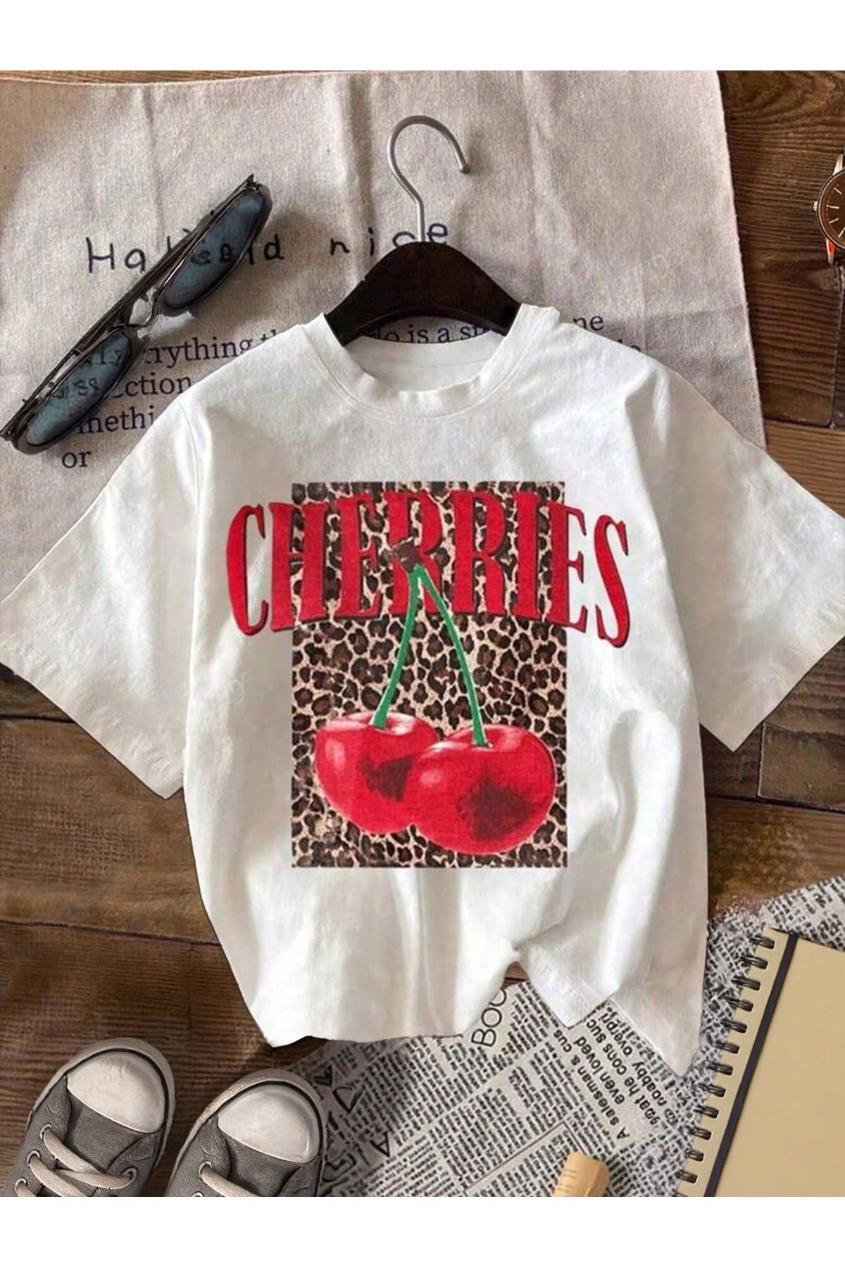 Bozz&Bozz Collection Kadın Oversize Cherries Leopar T-shirt