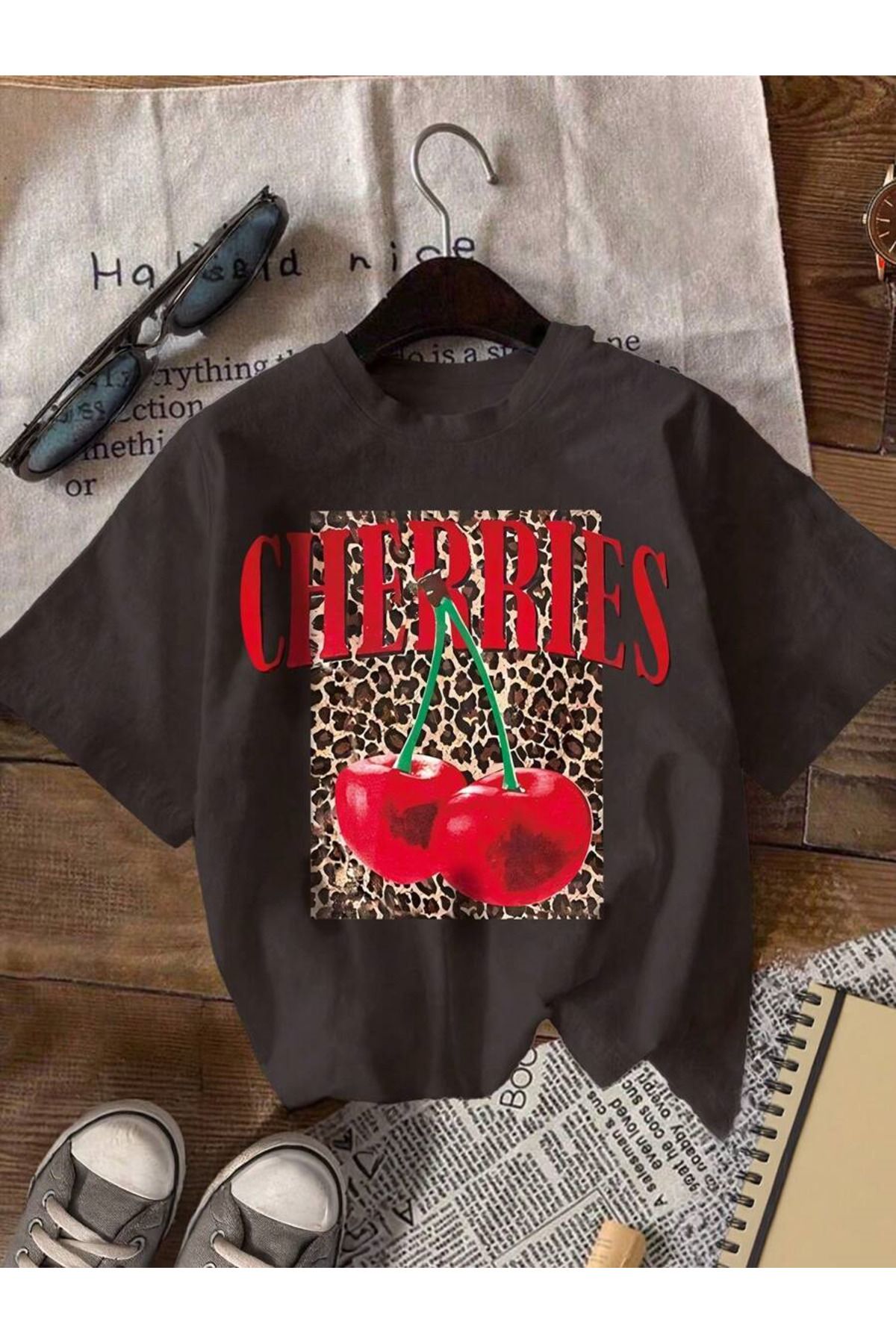 Bozz&Bozz Collection Kadın Oversize Cherries Leopar T-shirt