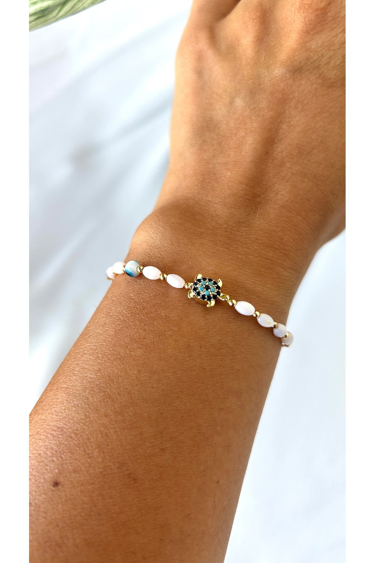 Alvora Accessories Kaplumbağa Figürlü Beyaz Boncuk Paslanmaz Trend Bileklik