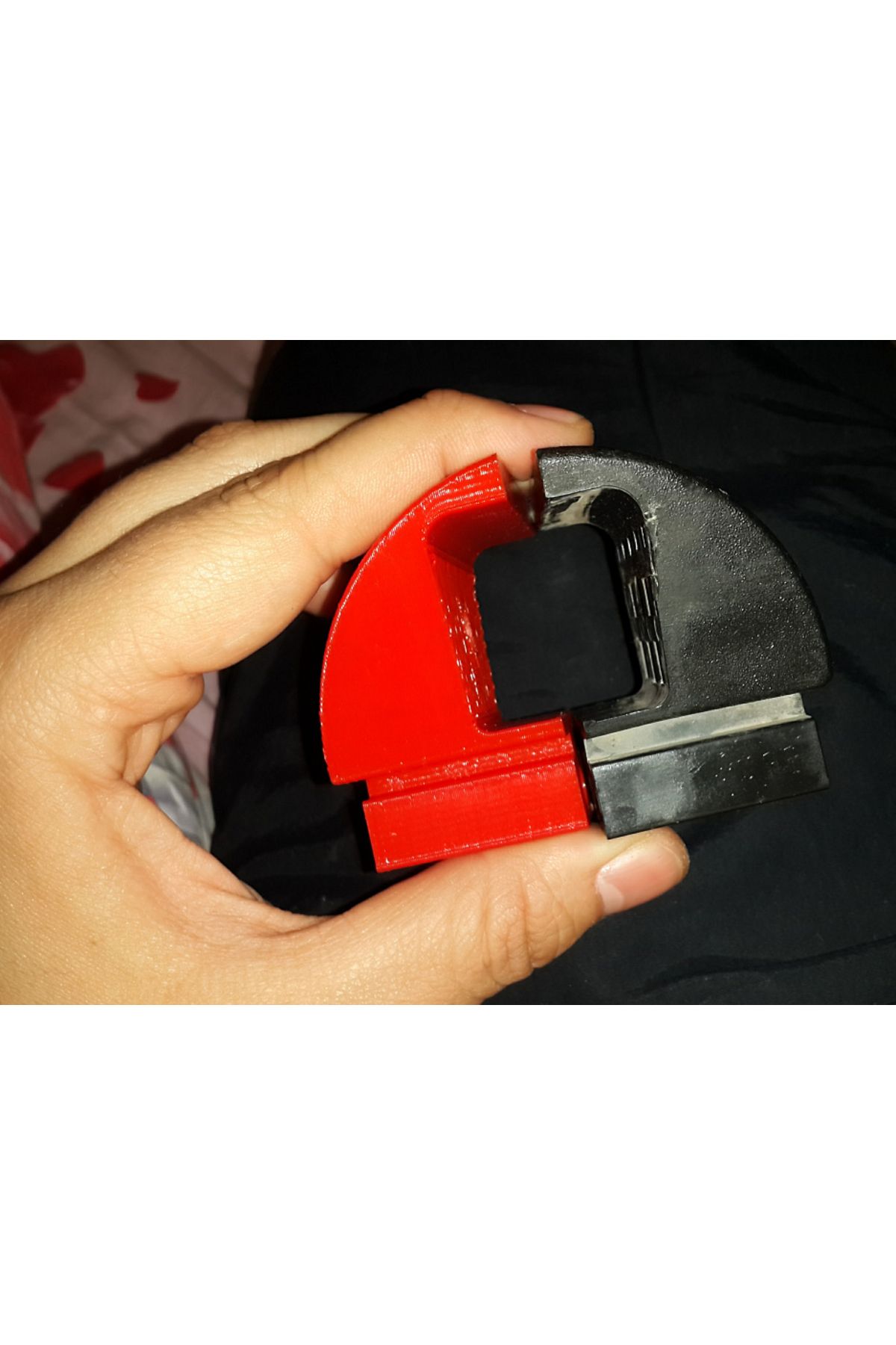 Lucest Bagajın tavan raylarına takılması (Plastik Aparattır!!!)