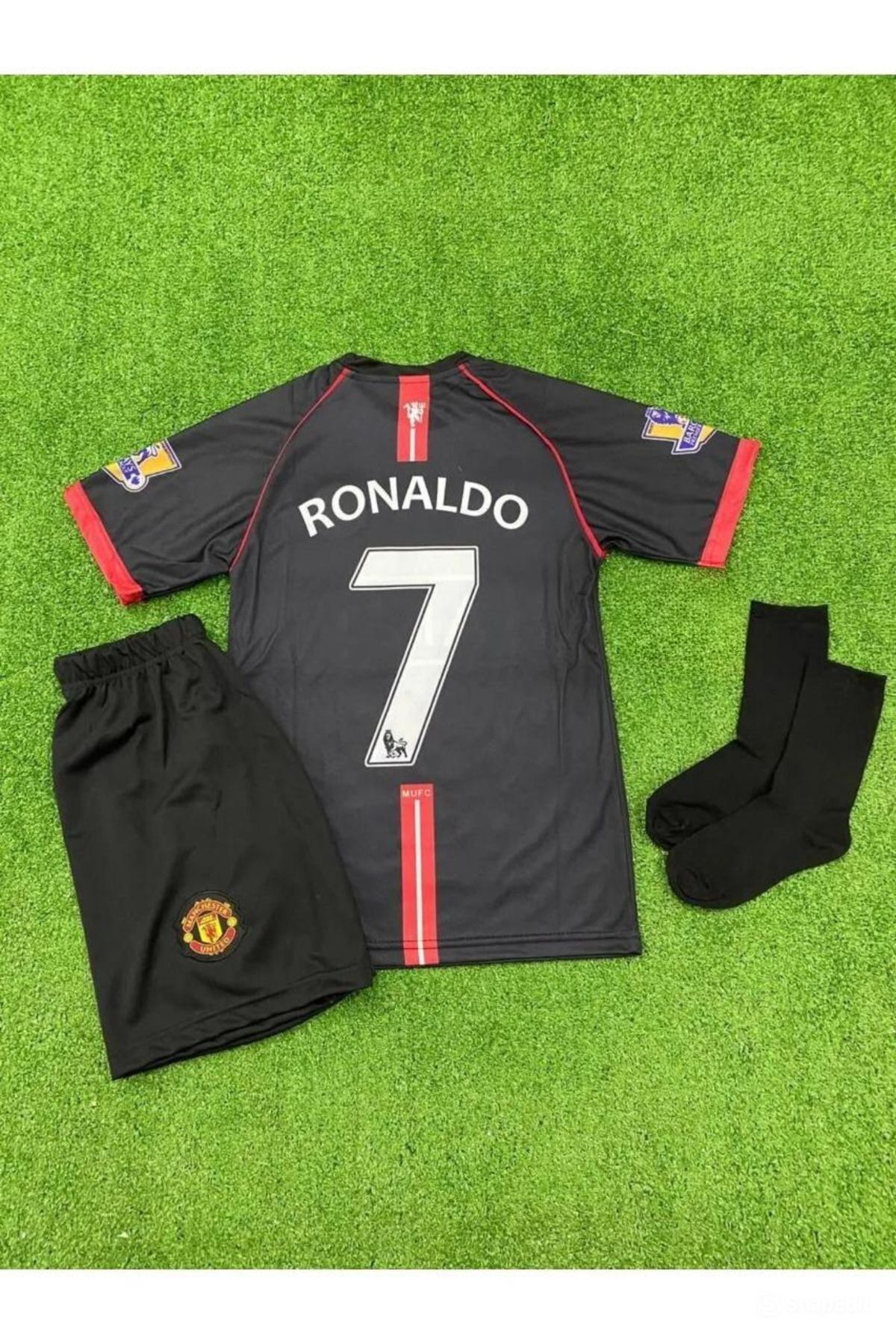 FAMİLYSTAN Cristiano Ronaldo 7 Retro Siyah Çocuk Forması