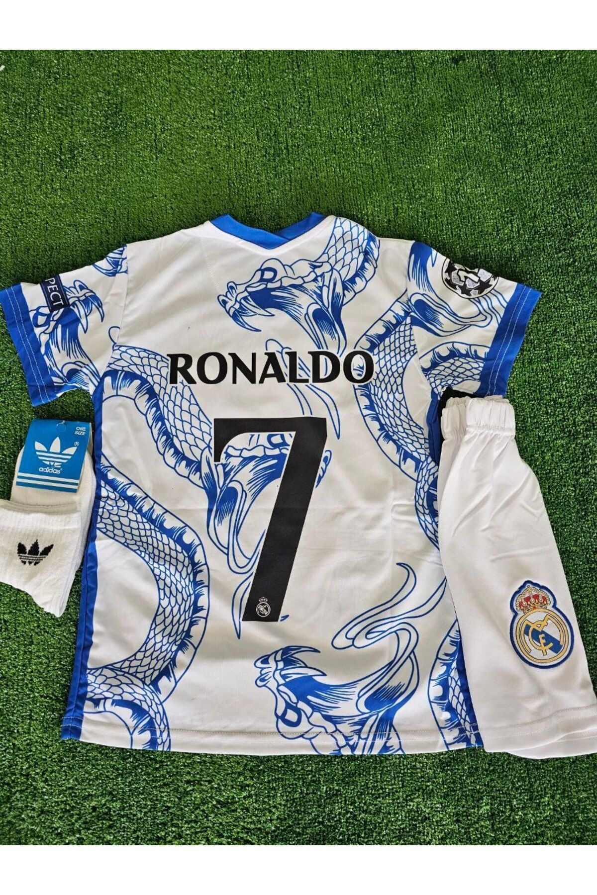 FAMİLYSTAN REAL MADRİD C.RONALDO ÖZEL TASARIM ÇOCUK FORMASI 4LÜ SET DRAGON BEYAZ