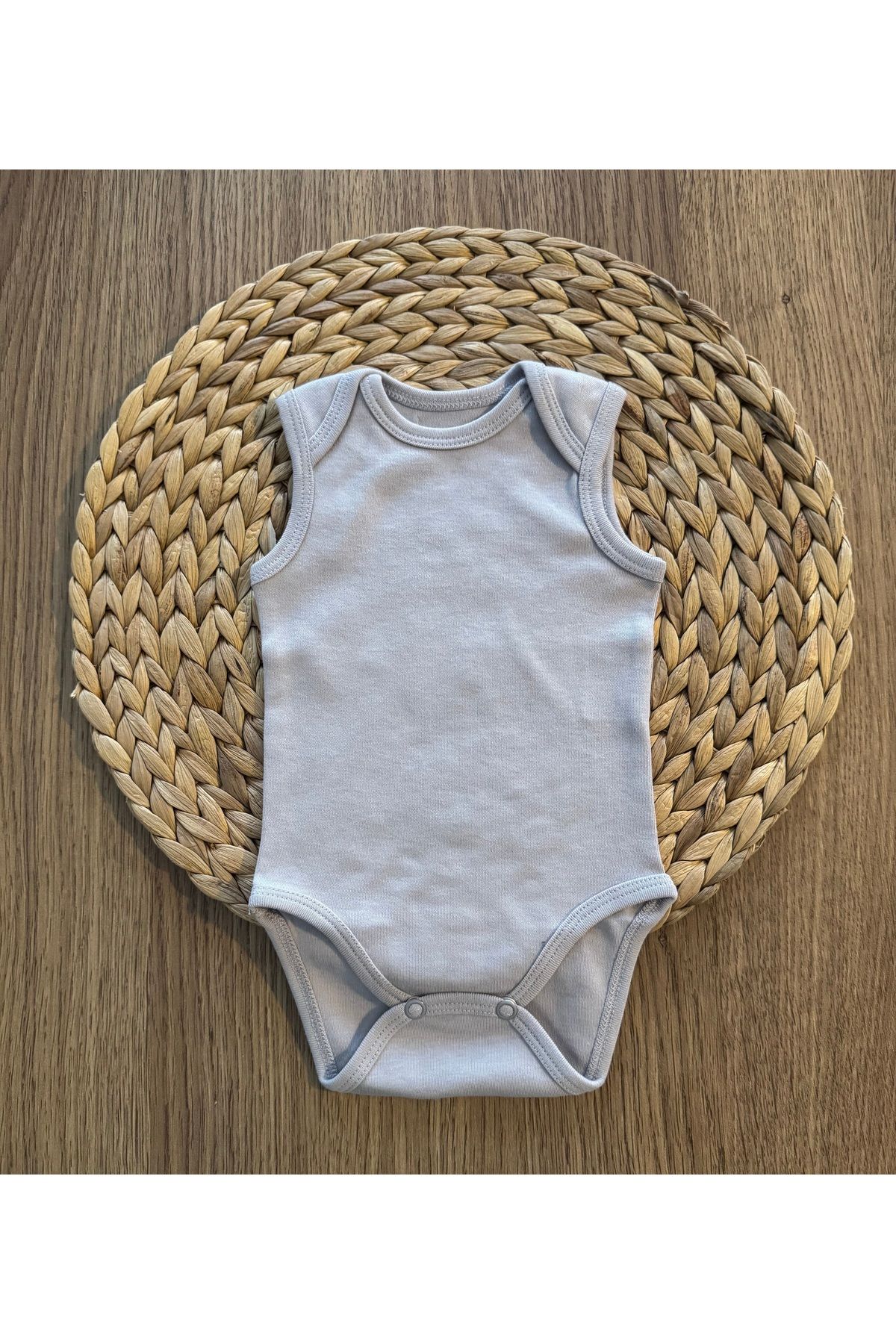 COB Gri Sıfır Kollu Bebek Body