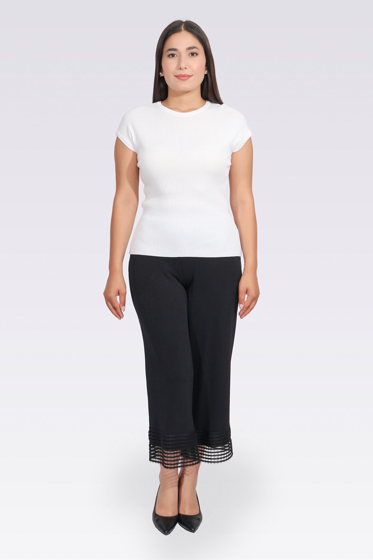 TOLGA SARAÇOĞLU 30248 SİYAH ŞERİT DETAYLI BELİ LASTİKLİ GENİŞ PAÇA ÖRME PANTOLON