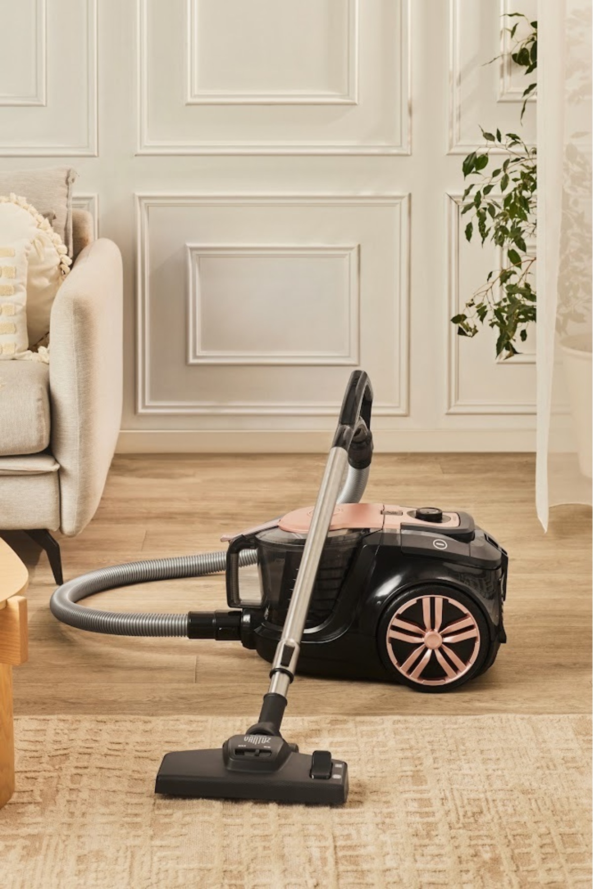 Karaca Vantuz Smax Geniş Toz Hazneli Elektrikli Süpürge Rosegold 2.8 L