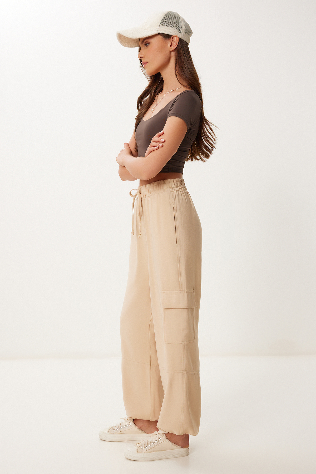 Happiness İstanbul  Kadın Bisküvi Cepli Keten Kargo Pantolon MX00212 - Görsel 2
