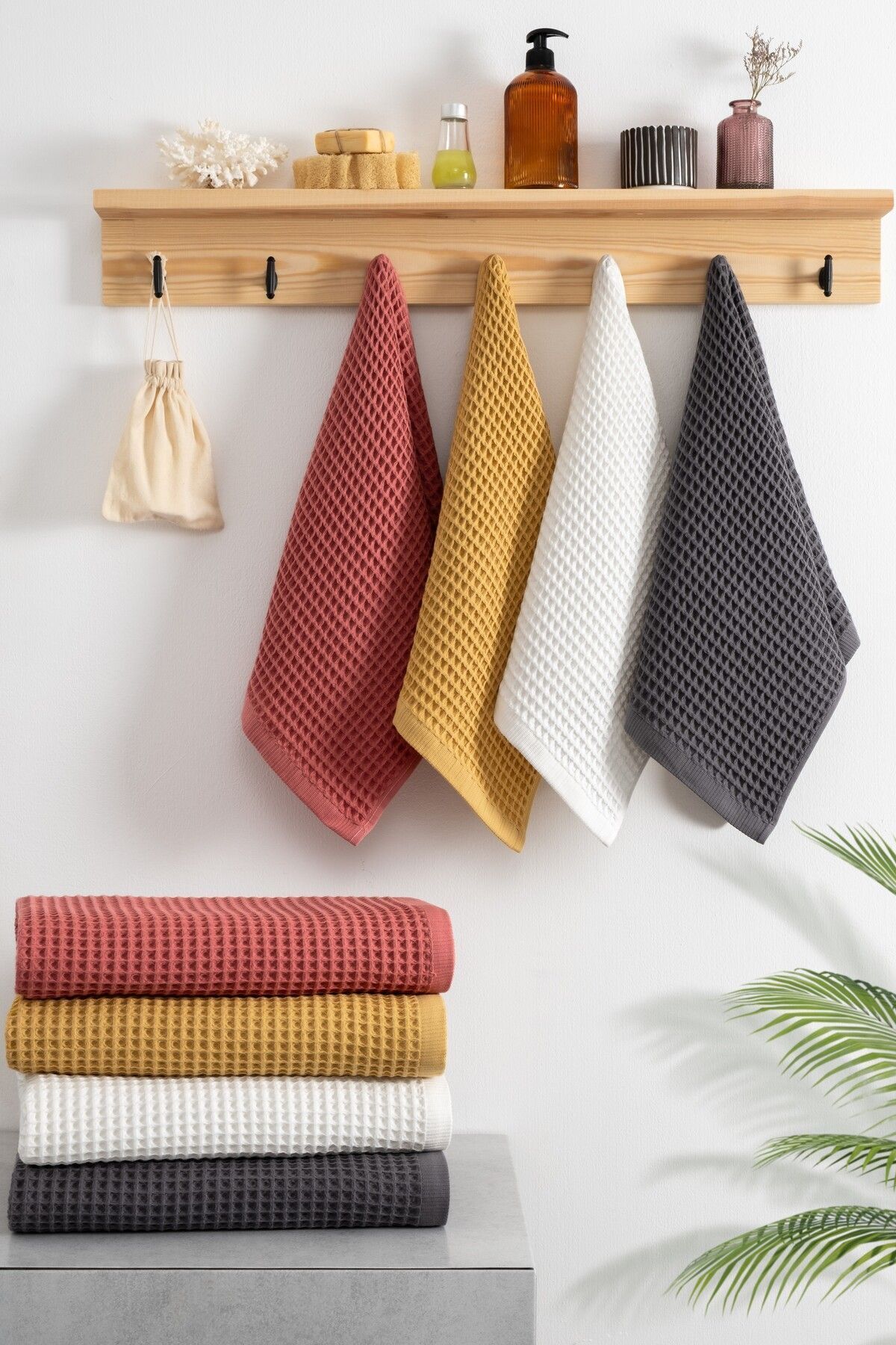 Sevim-Set of 2 Bath Towels with Waffle Pattern - Extra Soft and Honeycomb 100% Cotton - High Water Absorbent - Anthracite 3