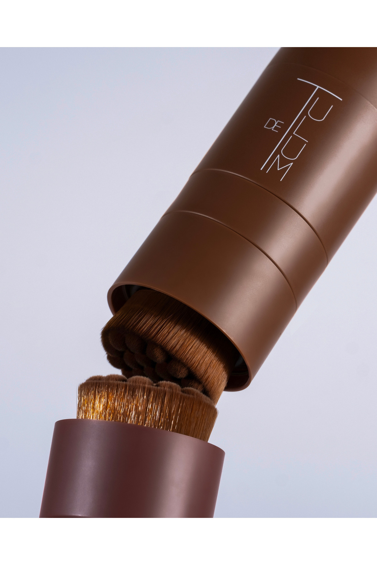 Bronzaura | Güneş Altında Yoğun Bronzlaştırıcı Fırçalı Stick | Kakao Jojoba Havuç Yağı Içeren Stick — 8684939716945 — تصویر 4 از 5