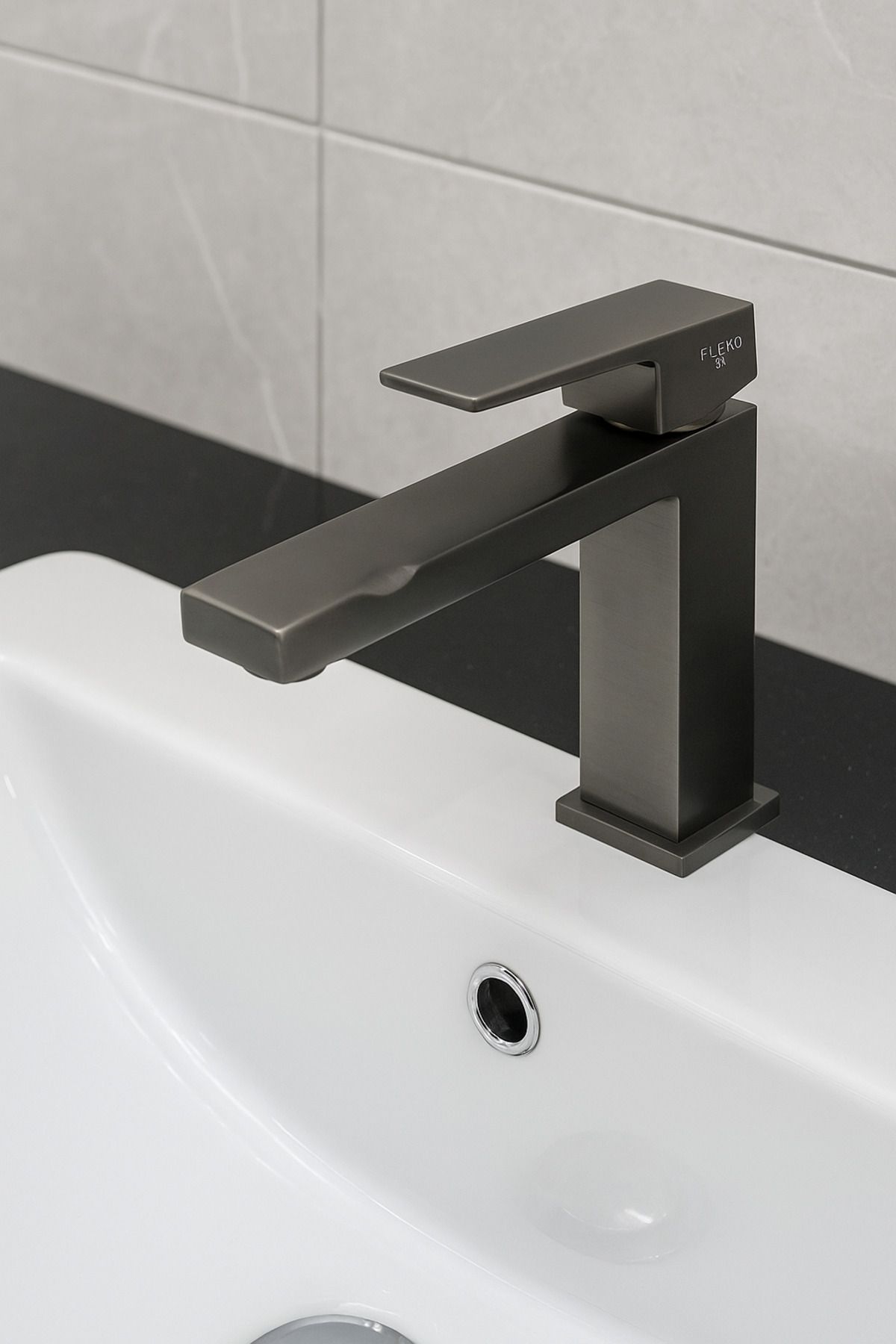 Boheme Venom Antrasit Lavabo Bataryası
