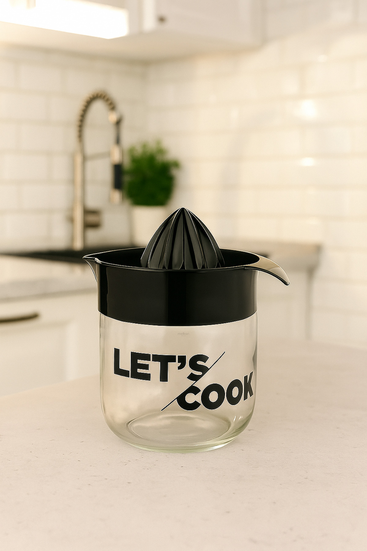 Melkan Home Cam Limon Sıkacağı, Narenciye Sıkacağı, Portakal Sıkacağı Cam Narenciye Sıkacağı 425ml Siyah