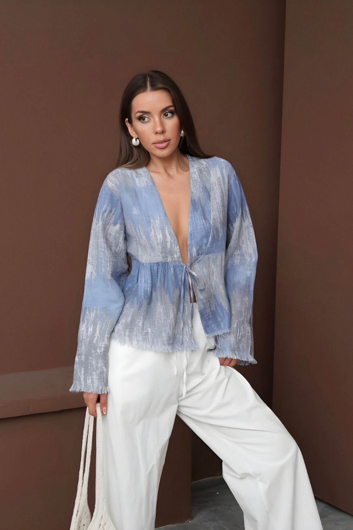 İLKCET MODA Mavi Batik Desen Püsküllü Bağlamalı Gömlek