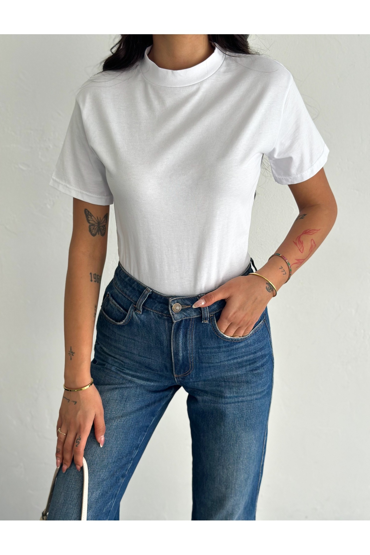 fiolin  Beyaz Ve Siyah Dik Yaka 2'li Paket Basic Örme T-shirt - Görsel 4