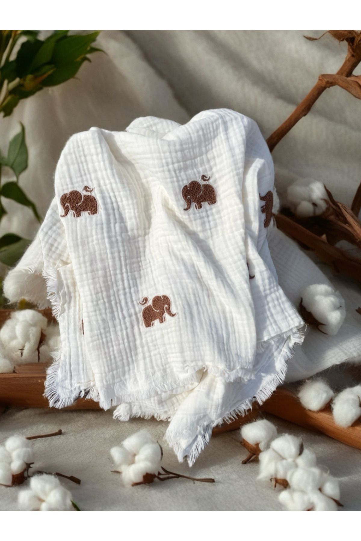 Butik Nakışlı Müslin Bebek Örtüsü – %100 Pamuk Plaj Havlusu | Yumuşak, Emici, Nakış Detaylı
