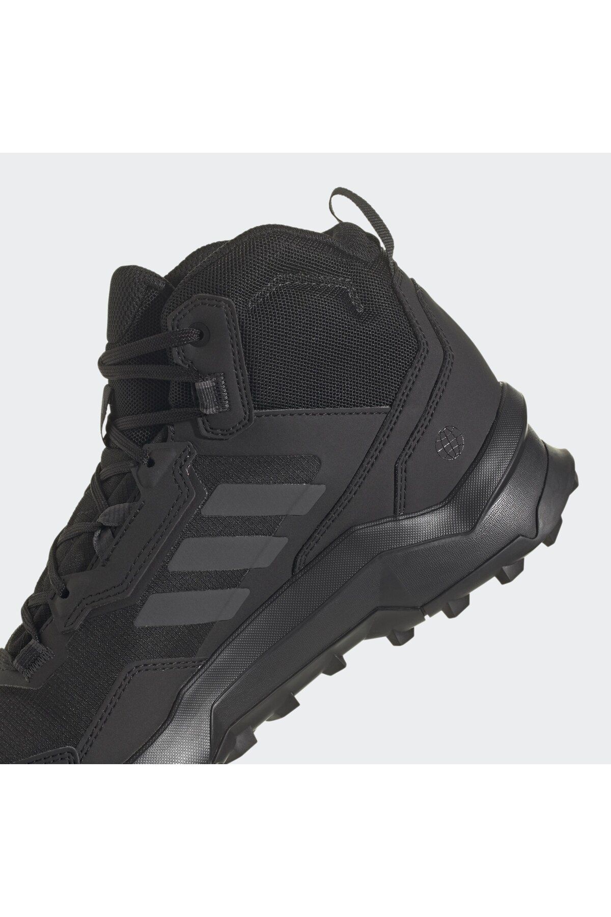 کفش های فضای باز مشکی مردانه سیاه کتونی ورزشی HP7401 adidas