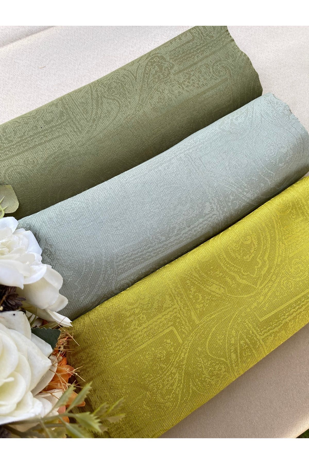 MODA Mineleşarp etnik desen monogram şal. Zeytin yeşili,açık mint,hardal sarısı rengi