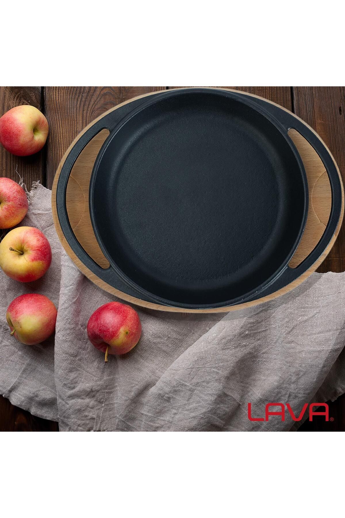Lava-20cm Double Handle Iron Solid Cast Round Pan Beech Serving Wood 7