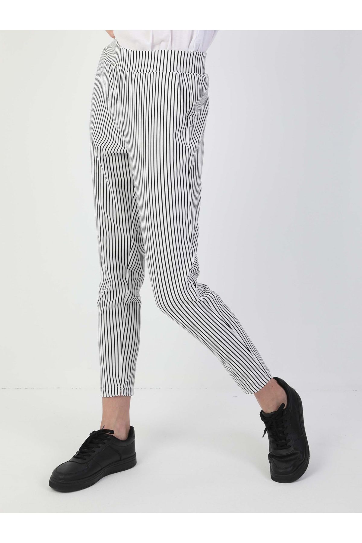 Colin's-High Waist Regular Fit Women's White Sweatpants - Cl 1047824 3