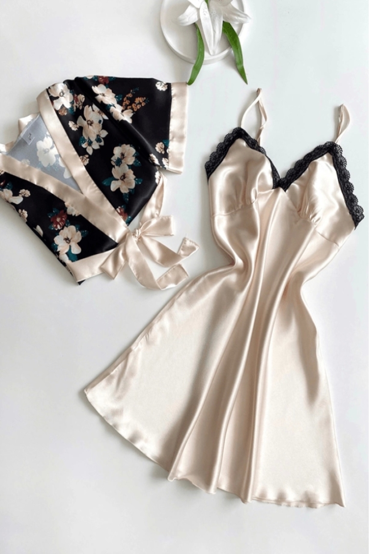 Gece İncisi Saten Gecelik Sabahlık Takım