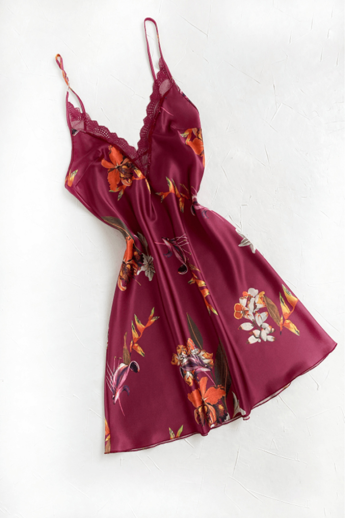 Gece İncisi Dantel Detaylı Saten Gecelik