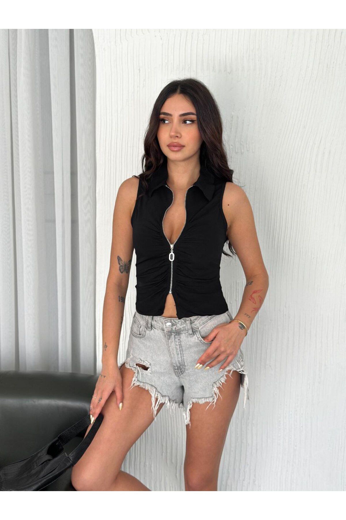 MODA Bengalin Kumaş Fermuarlı Sıfır Kol Bluz