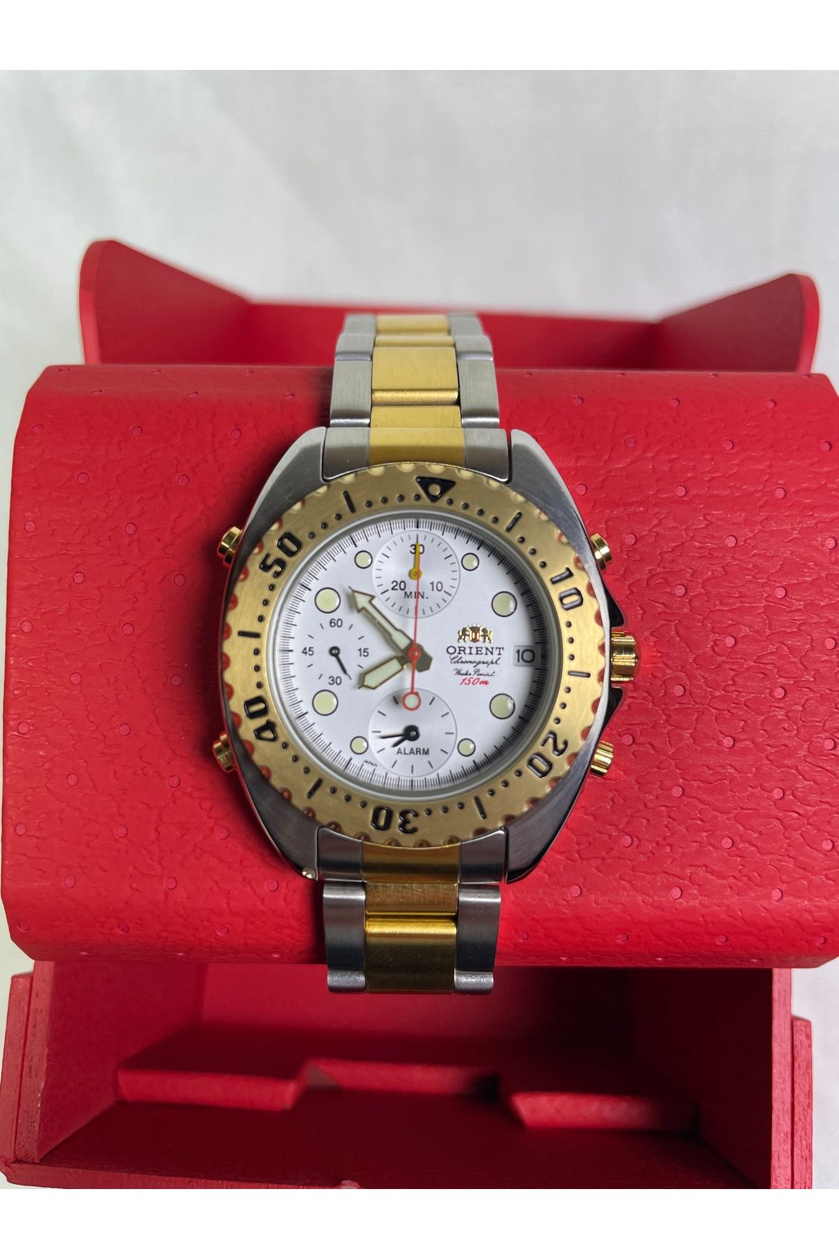 Orient BS902025117B Retro Model Takvimli Beyaz Kadranlı Kronometre ve Alarmlı Lüks Erkek Kol Saati
