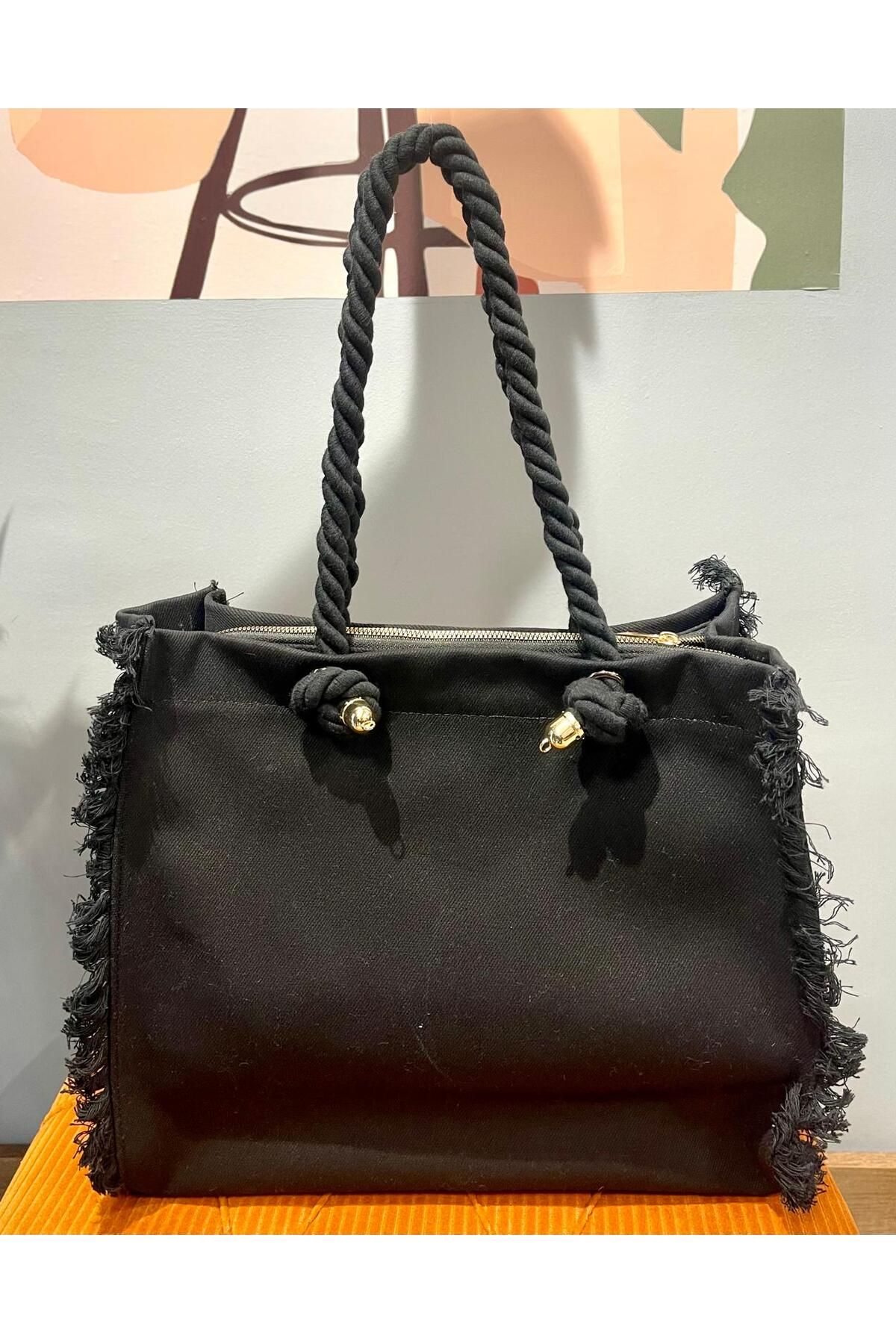 ARZU ÖZEL MODA ATÖLYESİ Halat Askılı Siyah Kumaş Çanta.