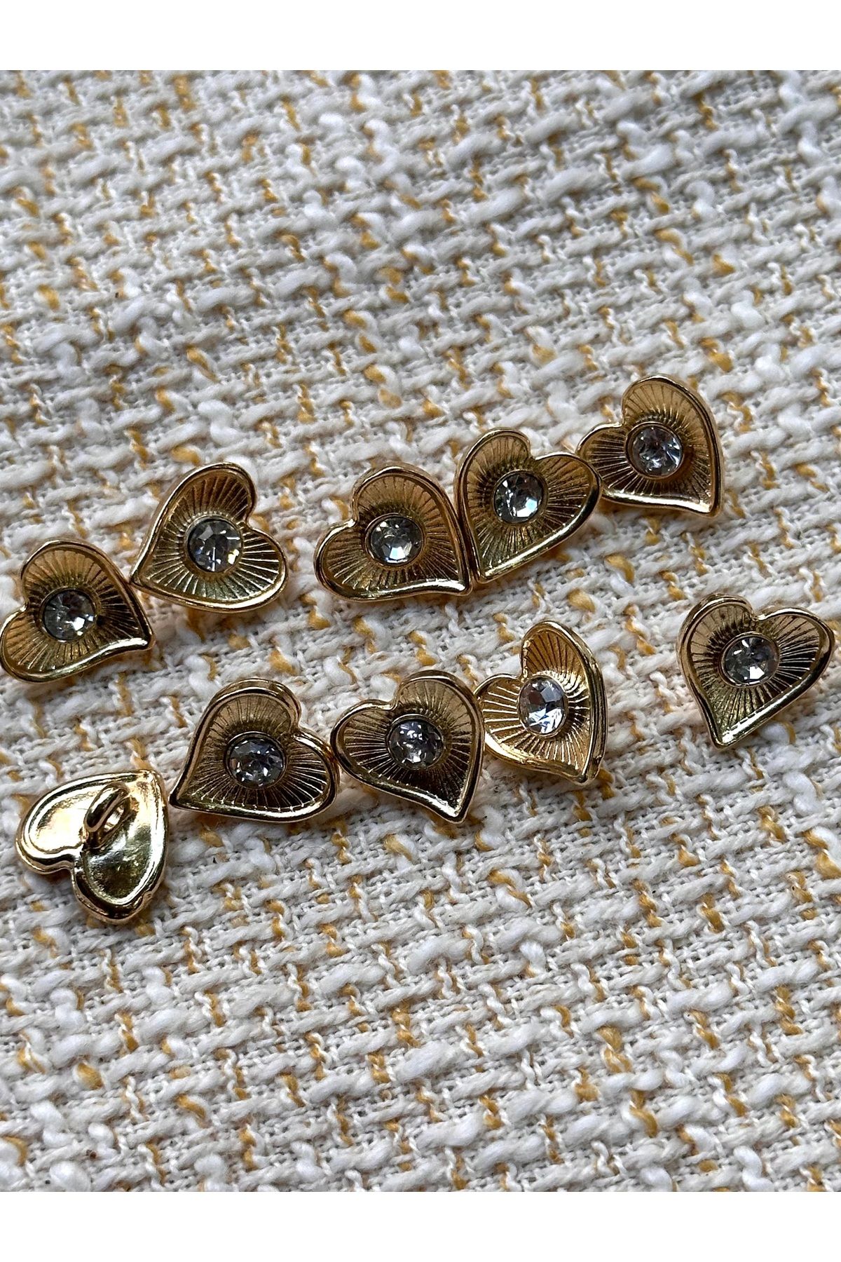 ODDA TASARIM ATÖLYESİ-Heart Pattern Middle Crystal Stone Gold Metal Shirt Button(1.2cm) 4