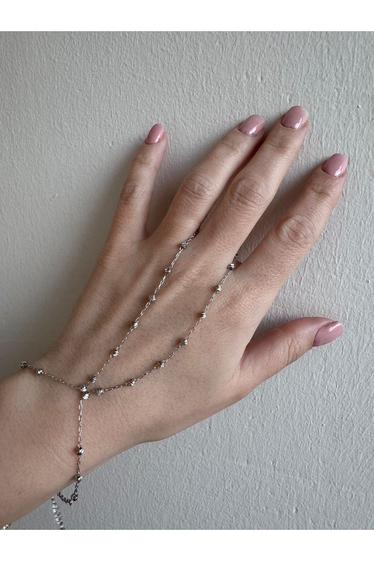 Gilia Jewelry Dorika Gümüş Rengi Şahmeran