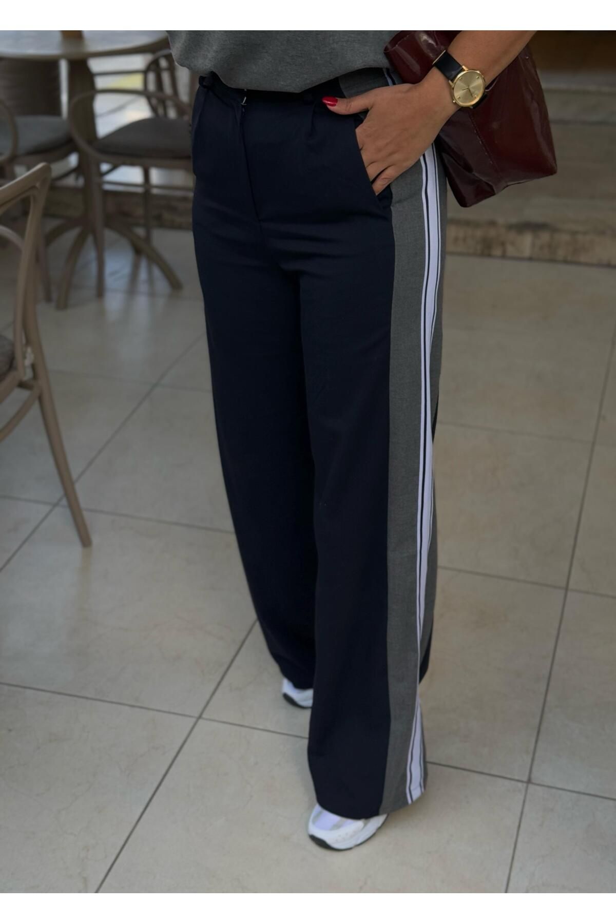 Damranın Dolabı Yanları Şeritli Spor Palazzo Lacivert