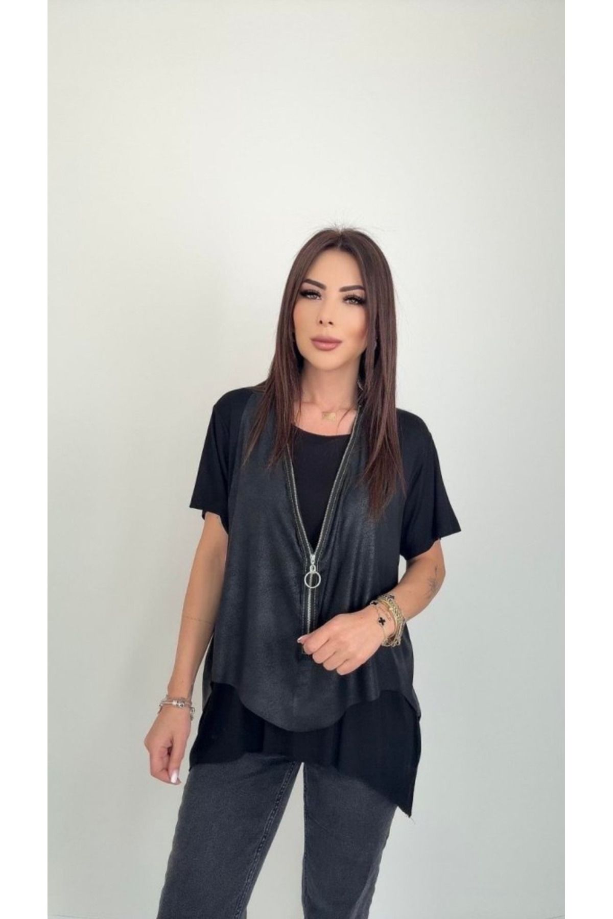 Kokosh moda Kadın Kısa Kollu Yuvarlak Yaka Viskon Bluz Kolsuz Fermuarlı Çatlak Deri Yelek