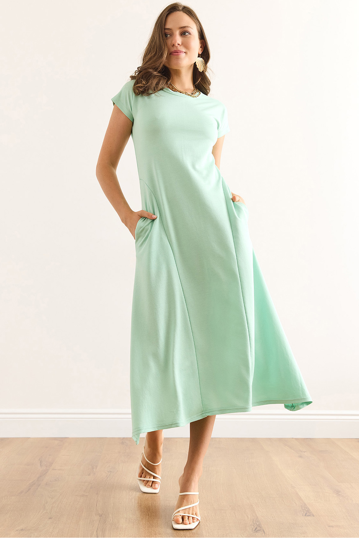 Olalook Women's Mint Green Maxi Crystal Dress with Stitching and Pocket Detail Elb-19002451