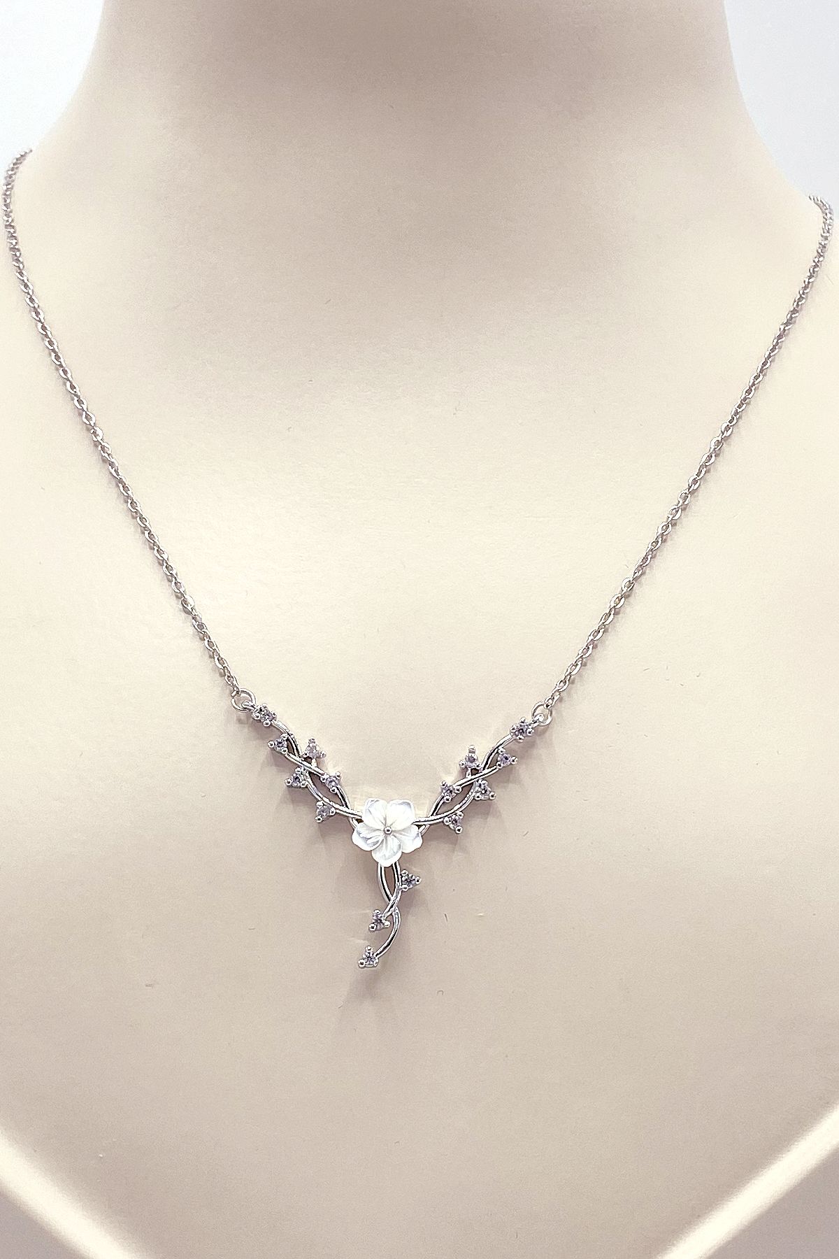 Bijuty Papatyalı Çelik Kolye Gümüş Renk - Silver Renk