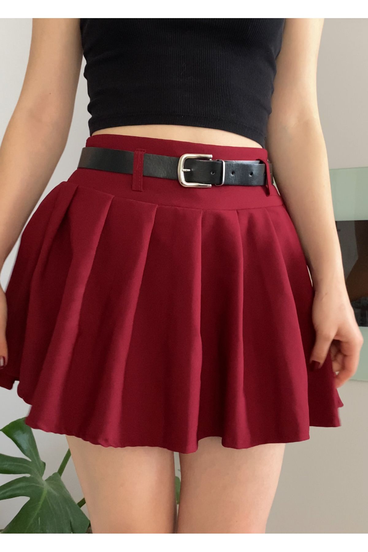 sielta Kadın Bordo Full Pileli Kemerli Astarlı Mini Şort Etek