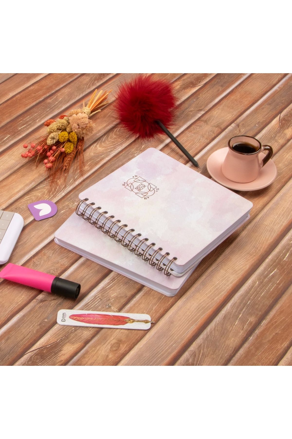 DİVAL 16,5x20 cm Pembe Sert Kapak Noktalı Tarihsiz Spiralli Defter
