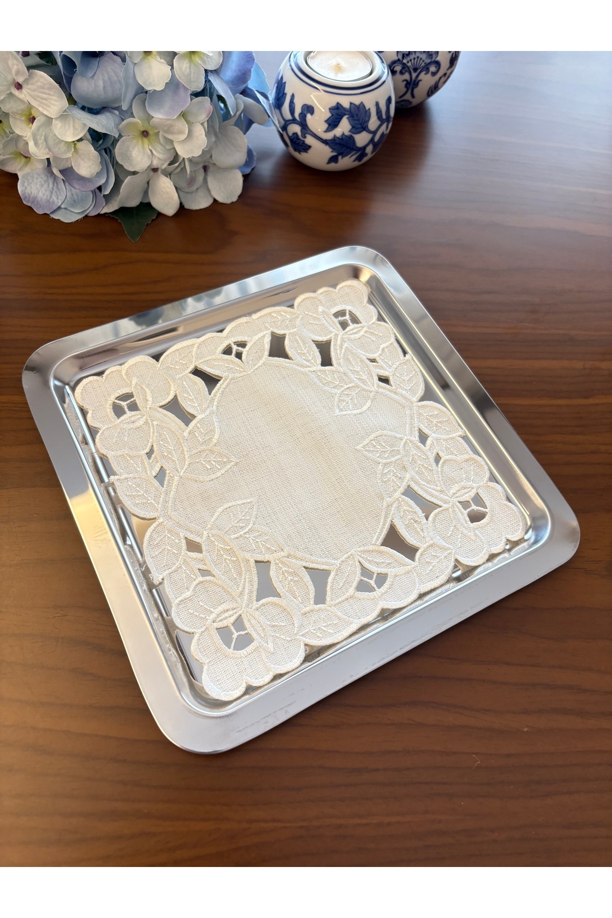 Denef Home Delik İşi Kesme Tepsi Örtüsü 1 Adet, Krem Renk, 18x18 cm