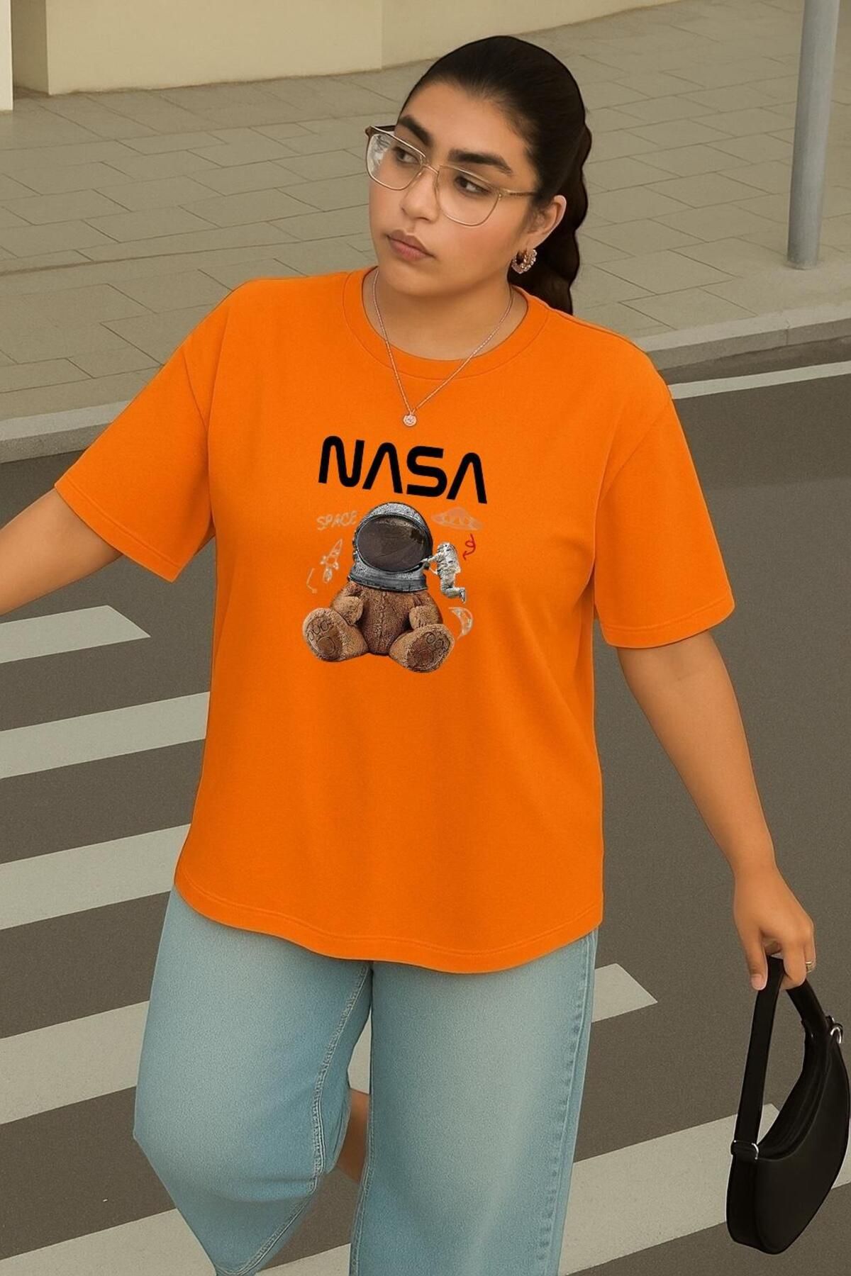 BENROMA Büyük Beden Nasa Ayicik Baskili Uni̇sex Ti̇şört