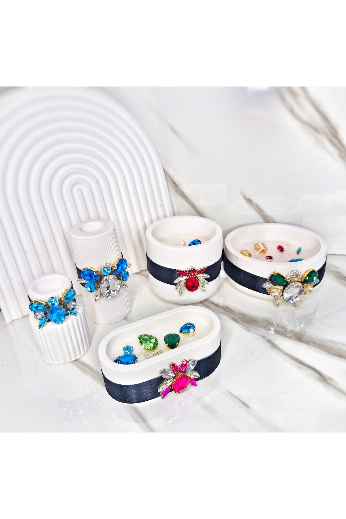 Pegubabycollection 5 li Set Arı Figürlü Kristal Taşlı Özel Tasarım %100 Doğal Soya Wax Mum