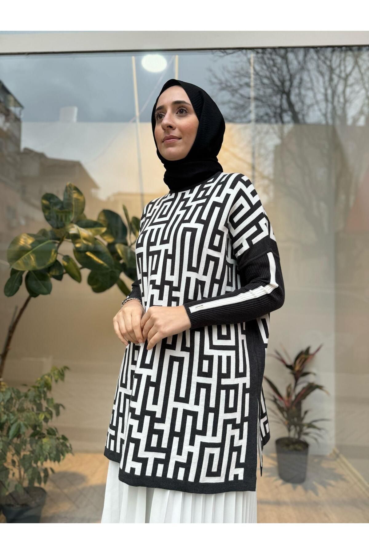 Invee-H Pattern Women's Tunic Anthracite 4